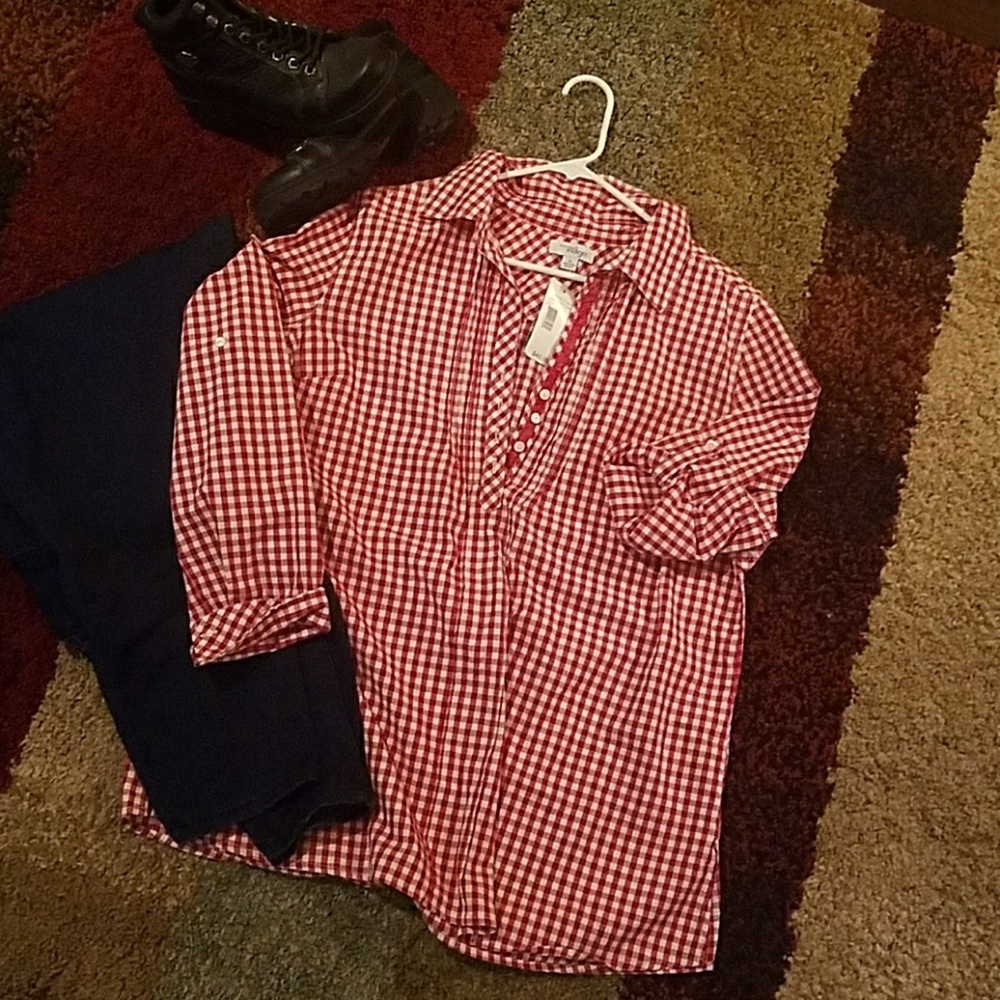 Red gingham top